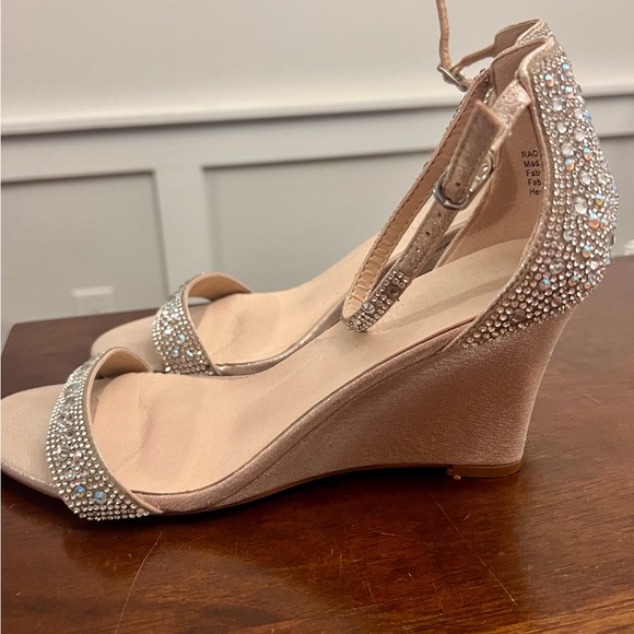 DB BLOSSOM Pave Crystal Metallic Wedges | Size 8.5 - Picture 5 of 11